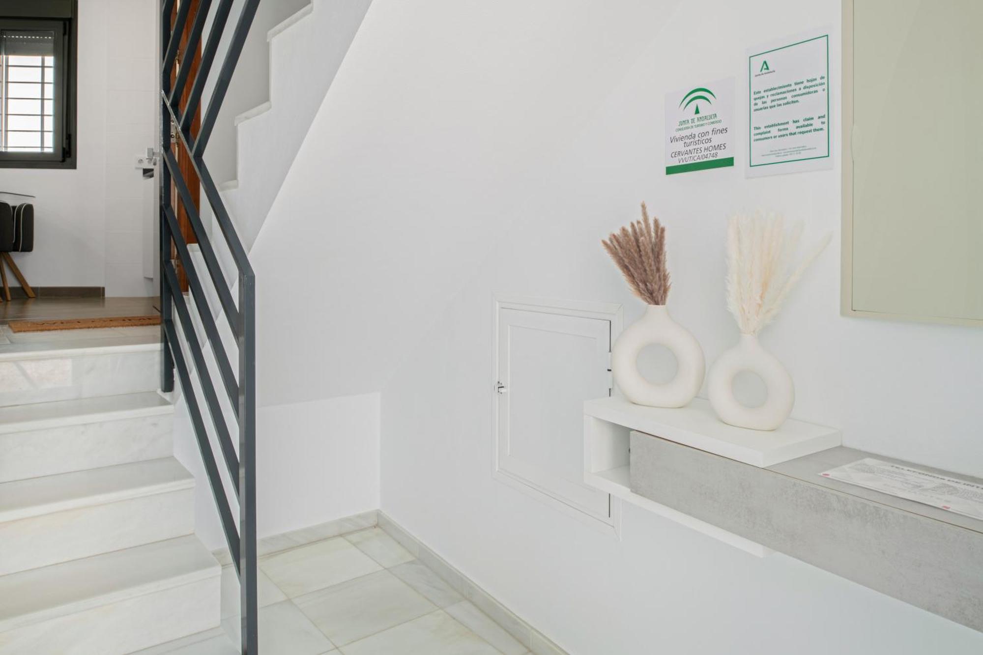 Cervantes Homes No3 โกนิล เด ลาฟรอนเตรา ภายนอก รูปภาพ