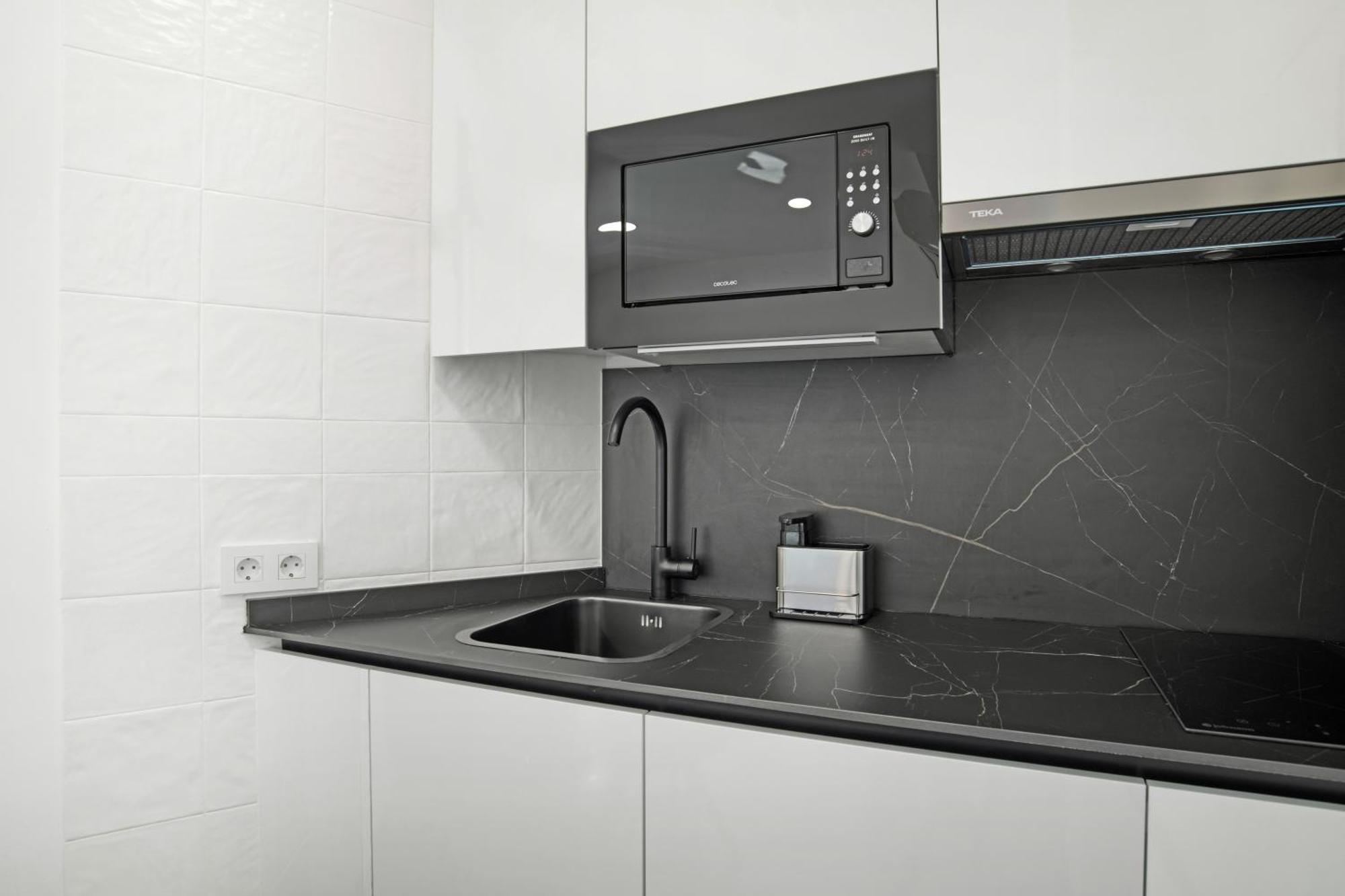 Cervantes Homes No3 โกนิล เด ลาฟรอนเตรา ภายนอก รูปภาพ